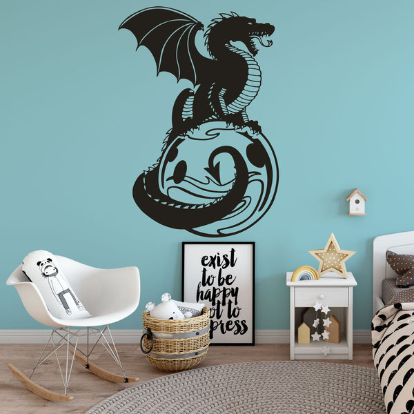Wandtattoo Drache – Mystischer Wandaufkleber mit Dragon auf Planet oder in Glaskugel - Sunnywall - Individualität trifft Design