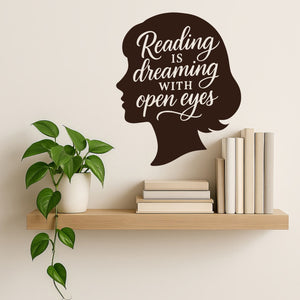Wandtattoo Spruch Bücher Englisch – „Reading is dreaming with open eyes“ mit Kopf-Silhouette