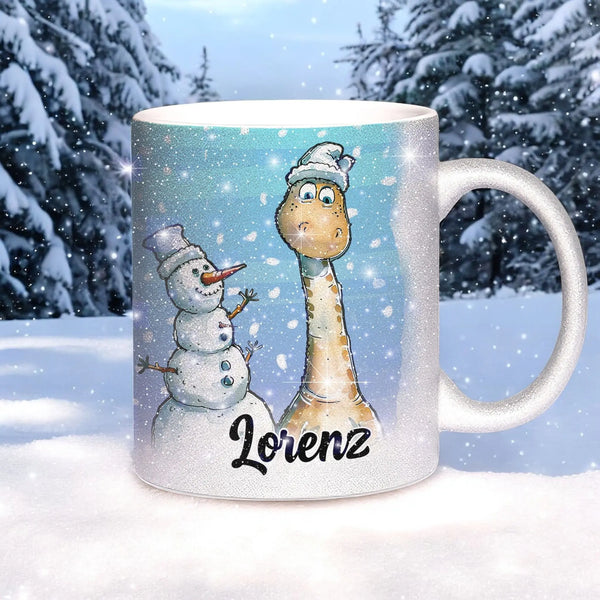 Glitzertasse - Winterlicher Langhals-Dino mit Schneemann - Wunschnamen Tasse - Weihnachten - Silber Glitzer Sunnywall