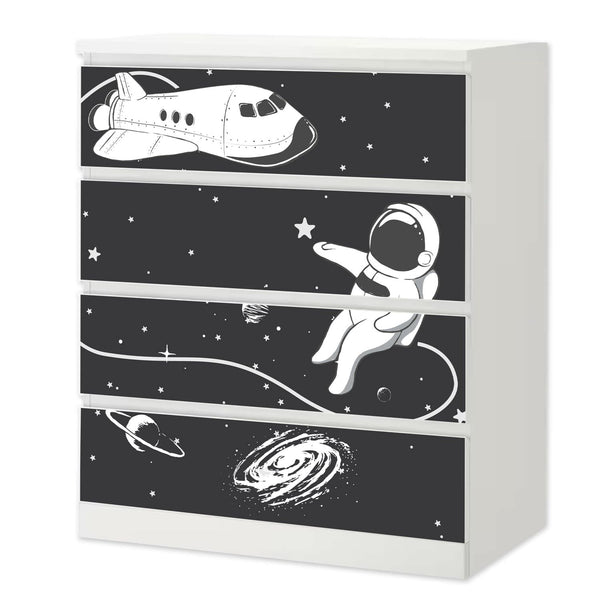 Möbelfolie passend für IKEA Malm Kommode Astronaut mit Raumschiff Schrankfolie - Sunnywall - Individualität trifft Design