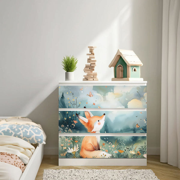 Möbelfolie passend für IKEA Malm Kommode Fuchs auf Wiese Schrankfolie - Sunnywall - Individualität trifft Design