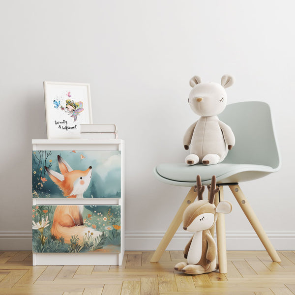 Möbelfolie passend für IKEA Malm Kommode Fuchs auf Wiese Schrankfolie - Sunnywall - Individualität trifft Design
