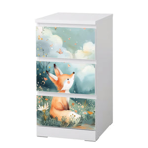 Möbelfolie passend für IKEA Malm Kommode Fuchs auf Wiese Schrankfolie - Sunnywall - Individualität trifft Design