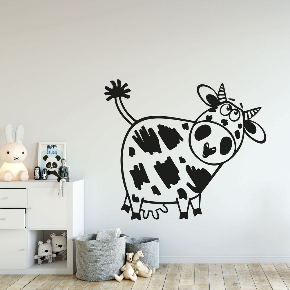 Wandtattoo Niedliche Kuh – Liebevoller Wandaufkleber für Kinderzimmer & Bauernhof - Sunnywall - Individualität trifft Design