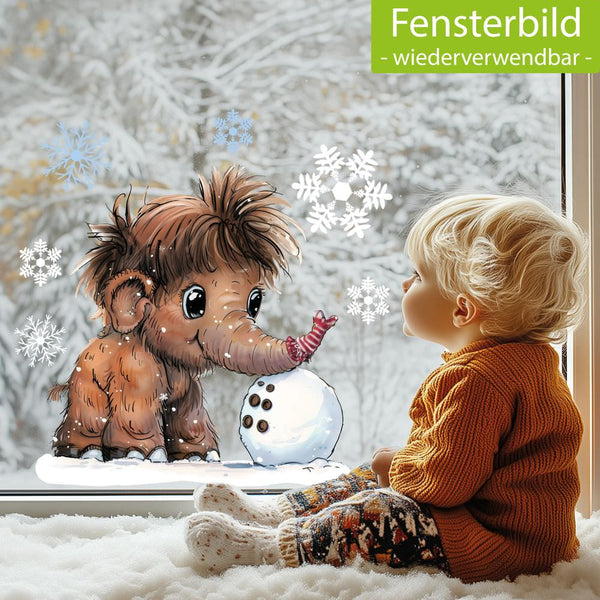 Fensterbild süßes Mammut baut Schneemann Winterliche Fensterbild Dekoration A2 | B-Ware - Sunnywall - Individualität trifft Design