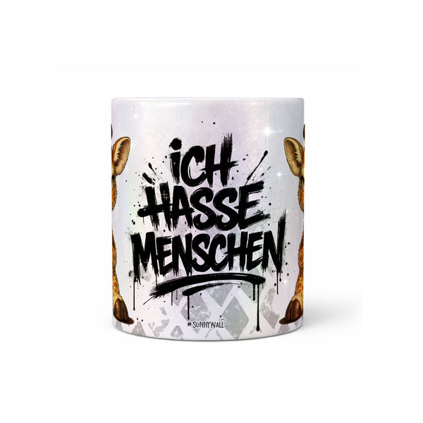 Giraffe Tasse Ich hasse Menschen perlmutt Produktbild Kaffeetasse mittig
