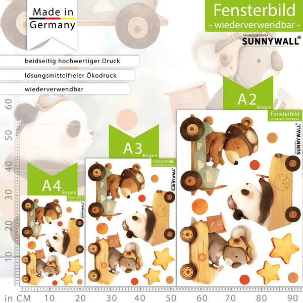 Fensterbild | Bärenbande im Holz-Design | Bär, Koala und Panda in Rennwagen | Holz-Optik Fensterbild Dekoration Sunnywall