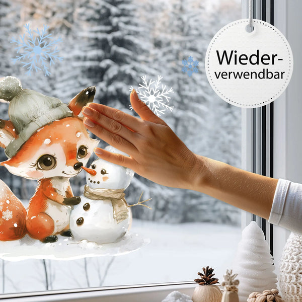 Fensterbild |  Niedlicher Fuchs baut Schneemann | Winterliche Fensterbild Dekoration Sunnywall