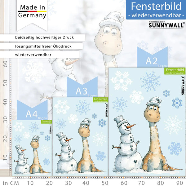 Fensterbild |  Verspielter Langhals mit Schneemann | Winterliche Fensterbild Dekoration Sunnywall