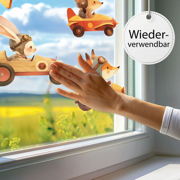 Fensterbild |  Waldtiere in Rennwagen in Holz-Design | Fuchs, Hase & Igel | Holz-Optik Fensterbild Dekoration Sunnywall
