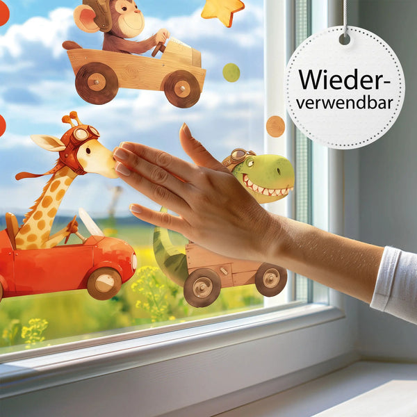 Fensterbild |  Wildtiere in Holz | Affe, Giraffe & Krokodil in Rennwagen | Holz-Optik Fensterbild Dekoration Sunnywall