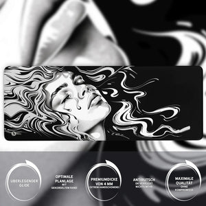 Gaming Mauspad XXL | Ink Girl | PREMIUM-DICKE 4 MM Sunnywall