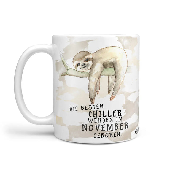 Monatstasse | Kaffeetasse Tasse Geburtstag Januar bis Dezember | Die größten Chiller (Faultier) inkl. Geschenkkarte Sunnywall
