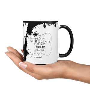 Monatstasse | Kaffeetasse Tasse Geburtstag | Die größten Kaffeejunkies werden im Januar bis Dezember Geburtstagstasse inkl. Geschenkkarte Sunnywall