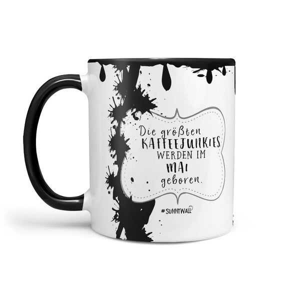 Monatstasse | Kaffeetasse Tasse Geburtstag | Die größten Kaffeejunkies werden im Januar bis Dezember Geburtstagstasse inkl. Geschenkkarte Sunnywall