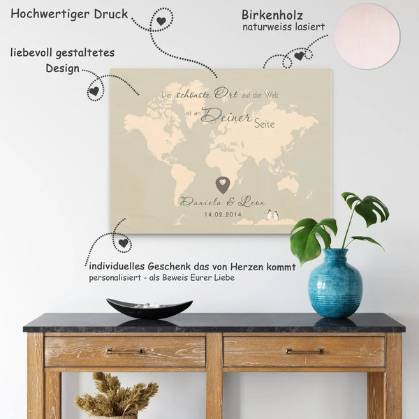 Weltkarte Holzbild für Paare, Hochzeit, Liebesgeschenk mit Wunschnamen und Datum Sunnywall