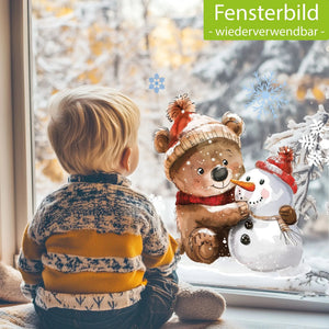 Fensterbild Knuddeliger Bär mit Schneemann | Winterliche Fensterbild Dekoration - Sunnywall - Individualität trifft Design