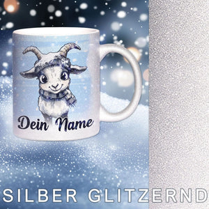 Glitzertasse - Winterliche Ziege - Wunschnamen Tasse - Weihnachten - Silber Glitzer - Personalisierbar - Sunnywall - Individualität trifft Design