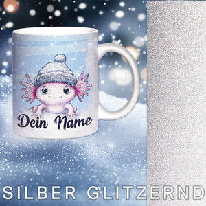 Glitzertasse - Winterliches Axolotl - Wunschnamen Tasse - Weihnachten - Silber Glitzer - Personalisierbar - Sunnywall - Individualität trifft Design