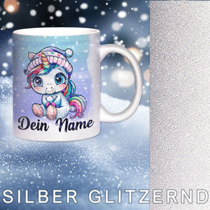 Glitzertasse - Winterliches Einhorn - Wunschnamen Tasse - Weihnachten - Silber Glitzer - Personalisierbar - Sunnywall - Individualität trifft Design
