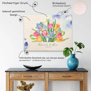 Holzbild Blumen Liebe – farbenfroher Tulpenstrauß mit Namen personalisiert - Sunnywall - Individualität trifft Design