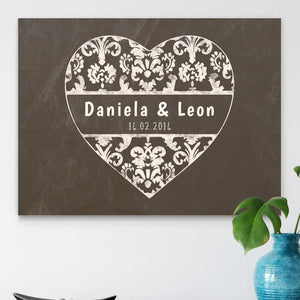 Holzbild Liebe – Ornamentherz mit Wunschnamen und Datum - Sunnywall - Individualität trifft Design