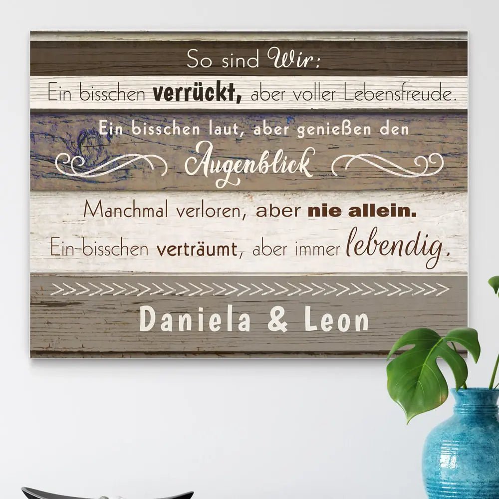 Holzbild Paare Spruch So sind wir – personalisiert mit Namen - Sunnywall - Individualität trifft Design