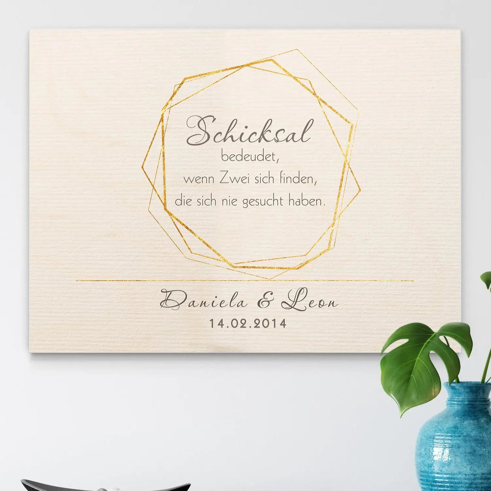 Holzbild Schicksal Liebe – wenn Zwei sich finden mit Namen personalisiert - Sunnywall - Individualität trifft Design