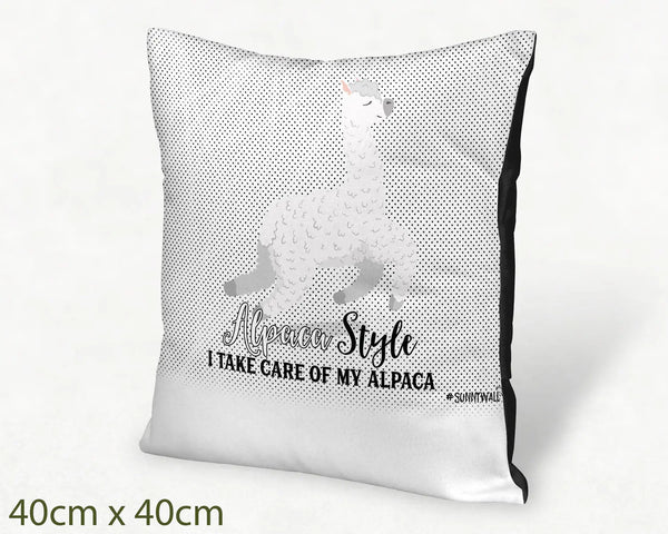 Kissen Alpaka Style – I Take Care of My Alpaca Kissen mit Spruch - Sunnywall - Individualität trifft Design