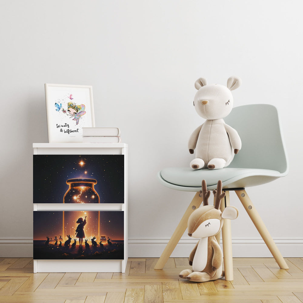 Möbelfolie IKEA MALM Anime Sternenfänger – Magisches Mädchen mit Sternen im Glas - Sunnywall - Individualität trifft Design