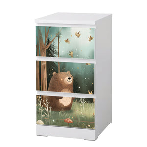 Möbelfolie IKEA Malm Bär – ruhiges Waldmotiv mit Pilzen & Naturillustration - Sunnywall - Individualität trifft Design