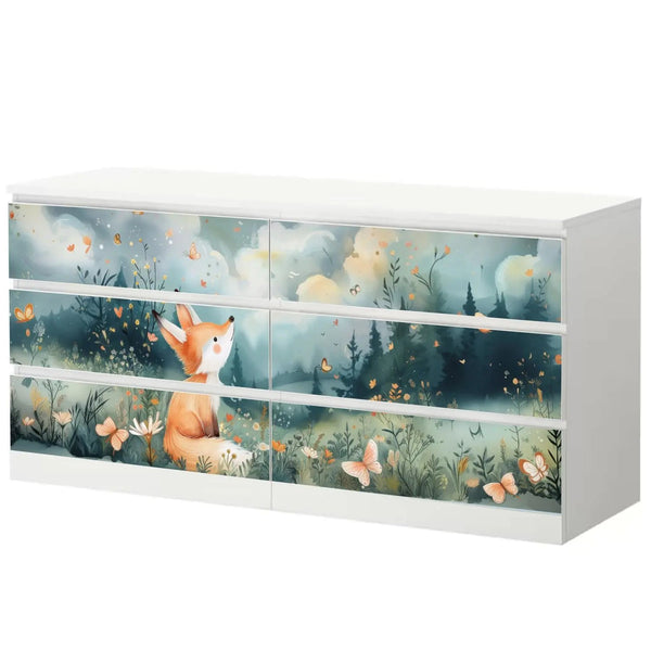 Möbelfolie IKEA Malm Fuchs – verträumtes Wiesenmotiv mit Waldhintergrund - Sunnywall - Individualität trifft Design
