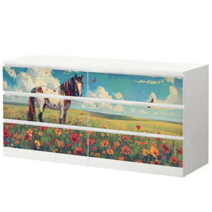 Möbelfolie IKEA Malm Pferd – buntes Blumenwiesenmotiv mit Schecke & Schmetterling - Sunnywall - Individualität trifft Design