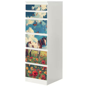 Möbelfolie IKEA Malm Pferd – buntes Blumenwiesenmotiv mit Schecke & Schmetterling - Sunnywall - Individualität trifft Design