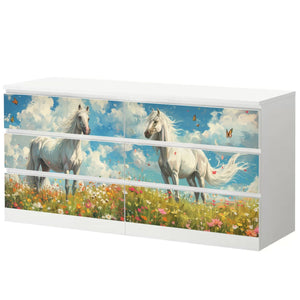 Möbelfolie IKEA Malm Pferd – weißes Pferd auf Blumenwiese mit Sommerhimmel - Sunnywall - Individualität trifft Design