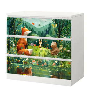 Möbelfolie IKEA Malm Waldtiere – Fuchs, Hase & Bär am Waldrand mit See - Sunnywall - Individualität trifft Design