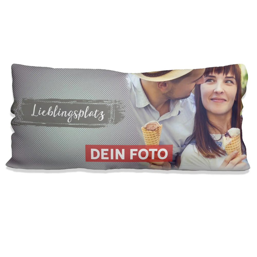 Personalisiertes Fotokissen Lieblingsplatz – Kissen 80x40 mit eigenem Foto - Sunnywall - Individualität trifft Design