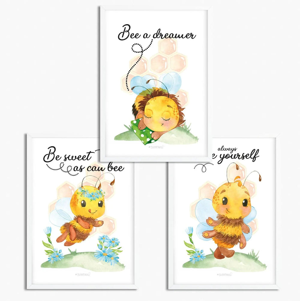 Poster Bienen Kinderzimmer 3er Set mit englischen Sprüchen und Aquarell Bienen - Sunnywall - Individualität trifft Design