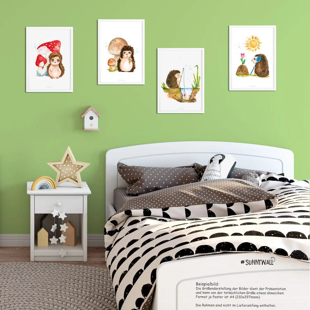 Poster Igel Kinderzimmer 4er Set mit Pilzen Blumen Angeln Garten Aquarell - Sunnywall - Individualität trifft Design