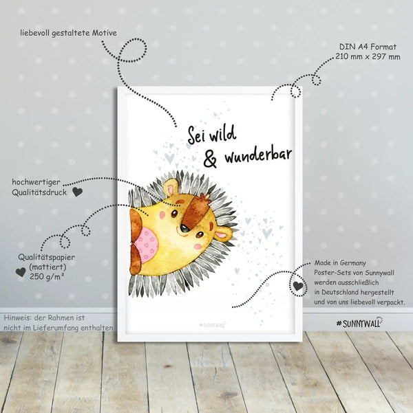 Poster Waldtiere Spruch 4er Set mit Elch Fuchs Igel Waschbär Kinderzimmer Deko - Sunnywall - Individualität trifft Design