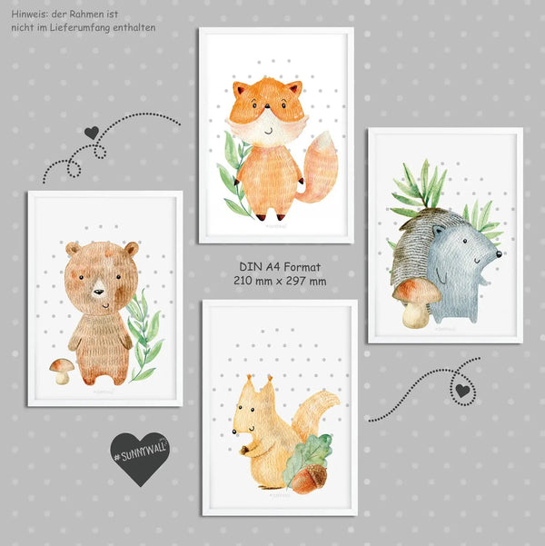 Poster Woodland Waldtiere 4er Set Fuchs Bär Igel Eichhörnchen Kinderzimmer Deko - Sunnywall - Individualität trifft Design