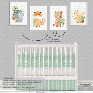 Poster Woodland Waldtiere 4er Set Fuchs Bär Igel Eichhörnchen Kinderzimmer Deko - Sunnywall - Individualität trifft Design