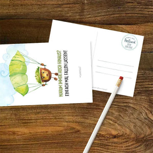 Postkarte Entspannung – Kastanie mit Fallschirm & Botschaft zum Loslassen - Sunnywall - Individualität trifft Design