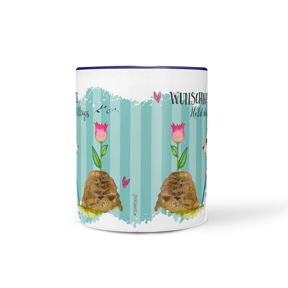 Tasse Held des Alltags – Igel mit Wunschname und blauer Henkel - Sunnywall - Individualität trifft Design