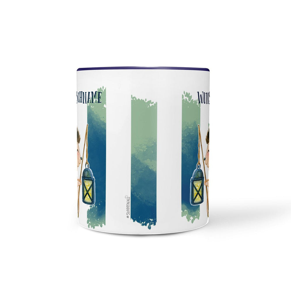 Tasse Igel mit Laterne – personalisiert mit Wunschname und blauem Henkel - Sunnywall - Individualität trifft Design