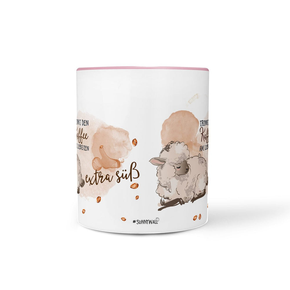 Tasse Kaffee extra süß – Schaf mit Wunschname und rosa Henkel - Sunnywall - Individualität trifft Design
