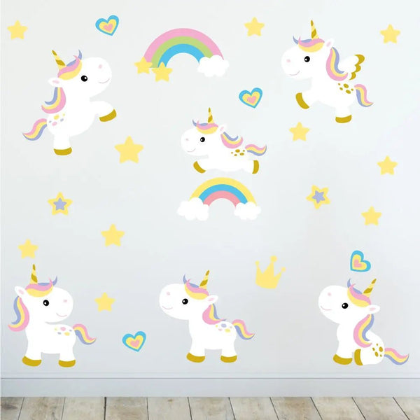Wandtattoo Einhorn Kinderzimmer – süßes Regenbogen-Einhorn mit Sternen - Sunnywall - Individualität trifft Design