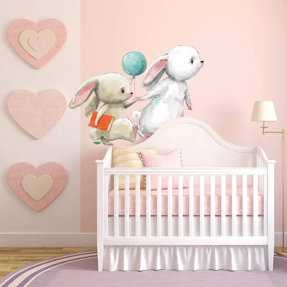 Wandtattoo Einschulung Hase – Niedlicher Hase mit Ballon - Sunnywall - Individualität trifft Design