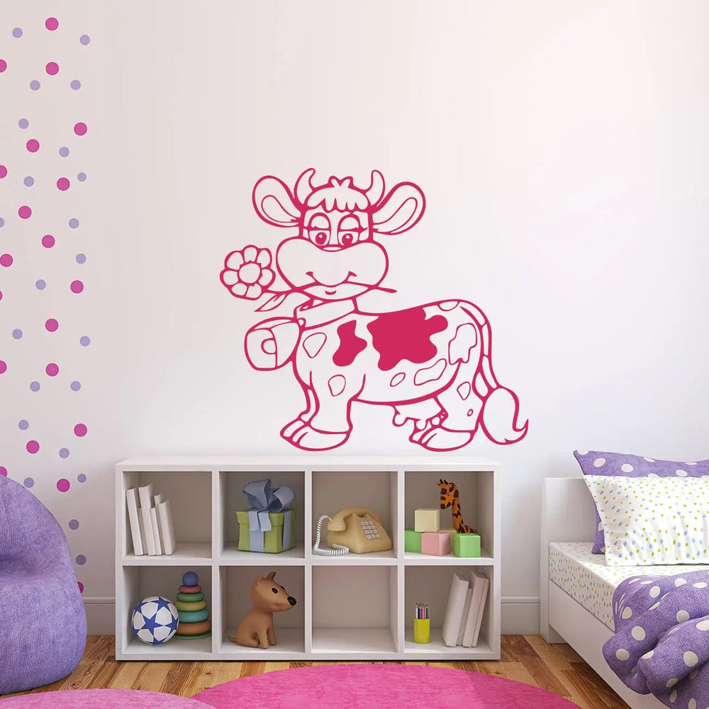 Wandtattoo Kuh Kinderzimmer – Fröhliches Tiermotiv mit Blume im Comic-Stil - Sunnywall - Individualität trifft Design