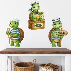 Wandtattoo Maritim Schildkröte – Wandsticker Set mit Kompass, Tau & Küste-Schild für Kinderzimmer & maritime Deko - Sunnywall - Individualität trifft Design